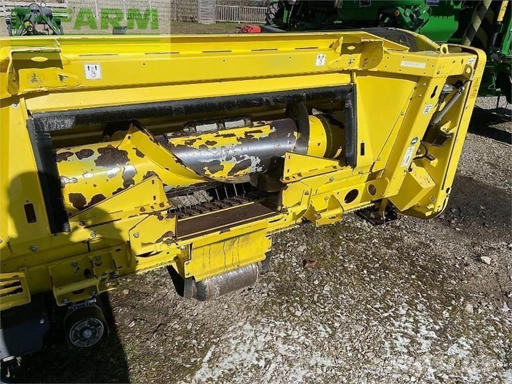 John Deere 8300 Kendi yürür silaj makinalari