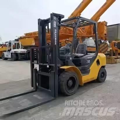 Komatsu 30 Dizel forkliftler