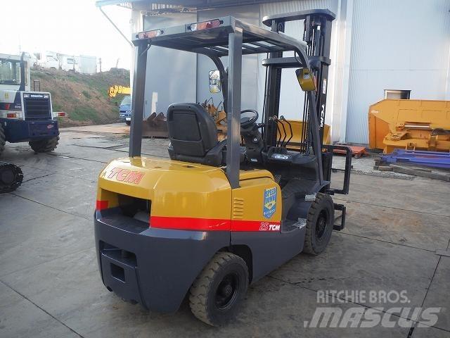 TCM FD25T3 Dizel forkliftler