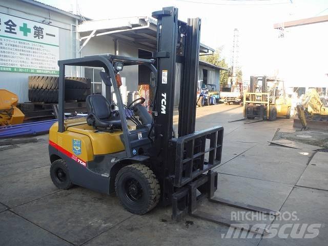TCM FD25T3 Dizel forkliftler