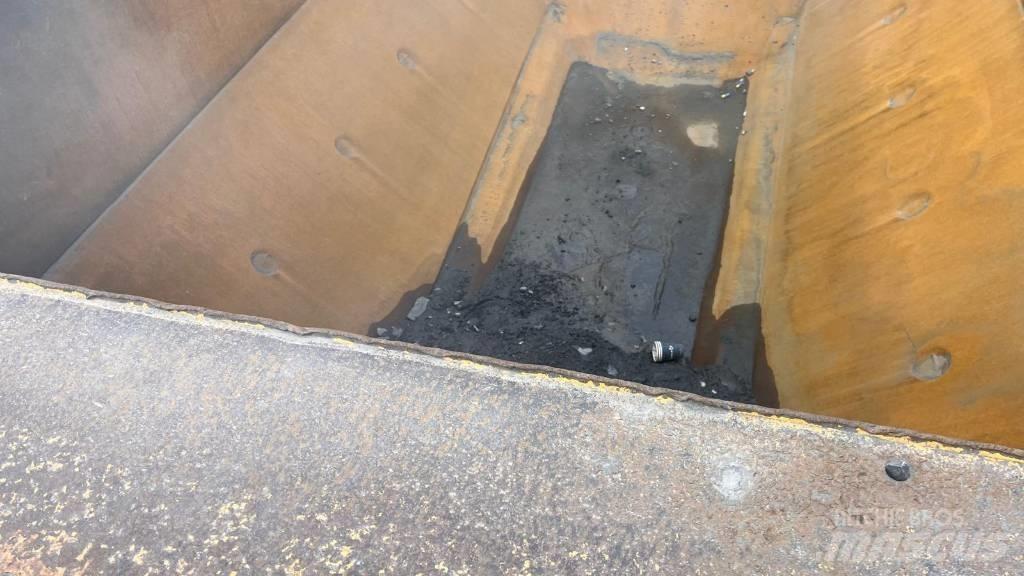 Volvo A 40 G Belden kirma kaya kamyonu