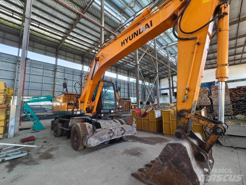 Hyundai R210w-7 Lastik tekerli ekskavatörler