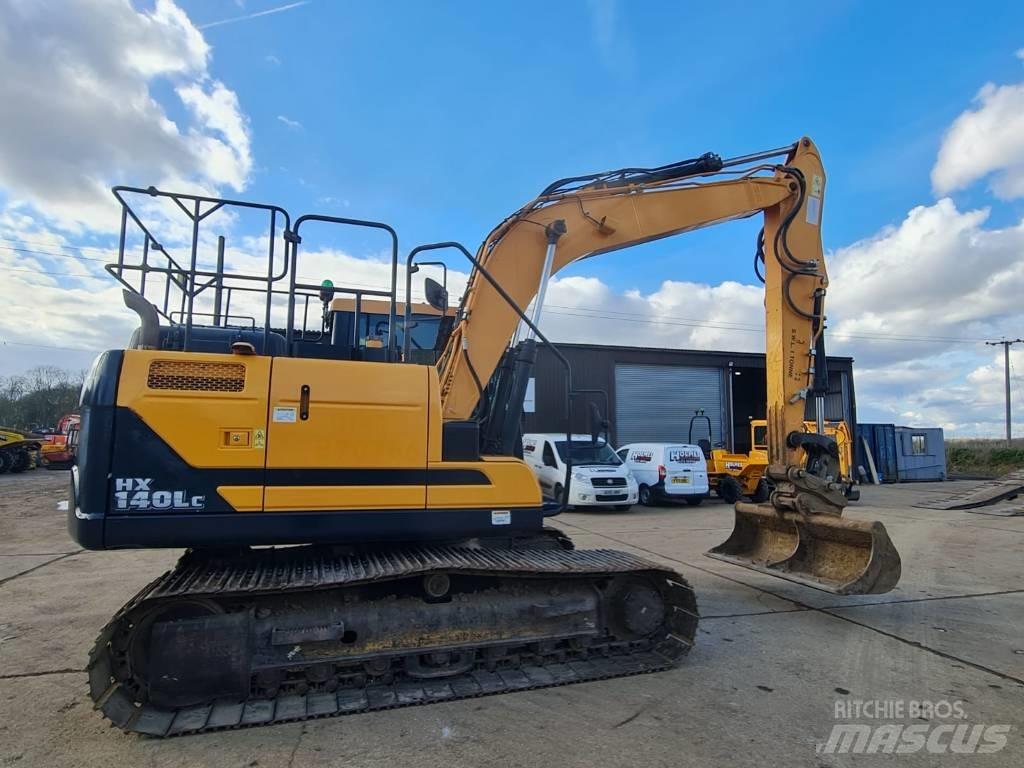 Hyundai HX 140LC Paletli ekskavatörler