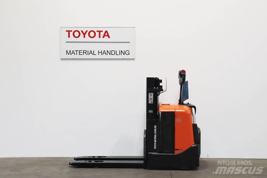 Toyota SPE125 Yaya kumandali istif makinasi