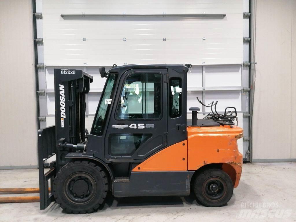 Doosan G45SC-7 LPG'li forkliftler