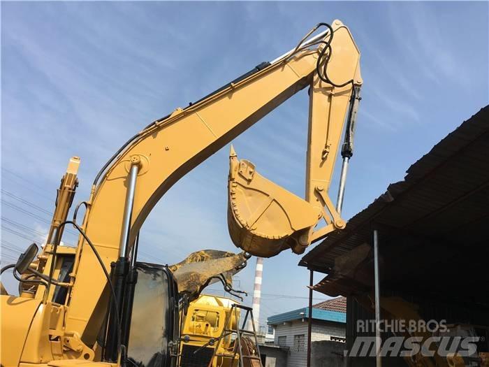 CAT 320 D Paletli ekskavatörler