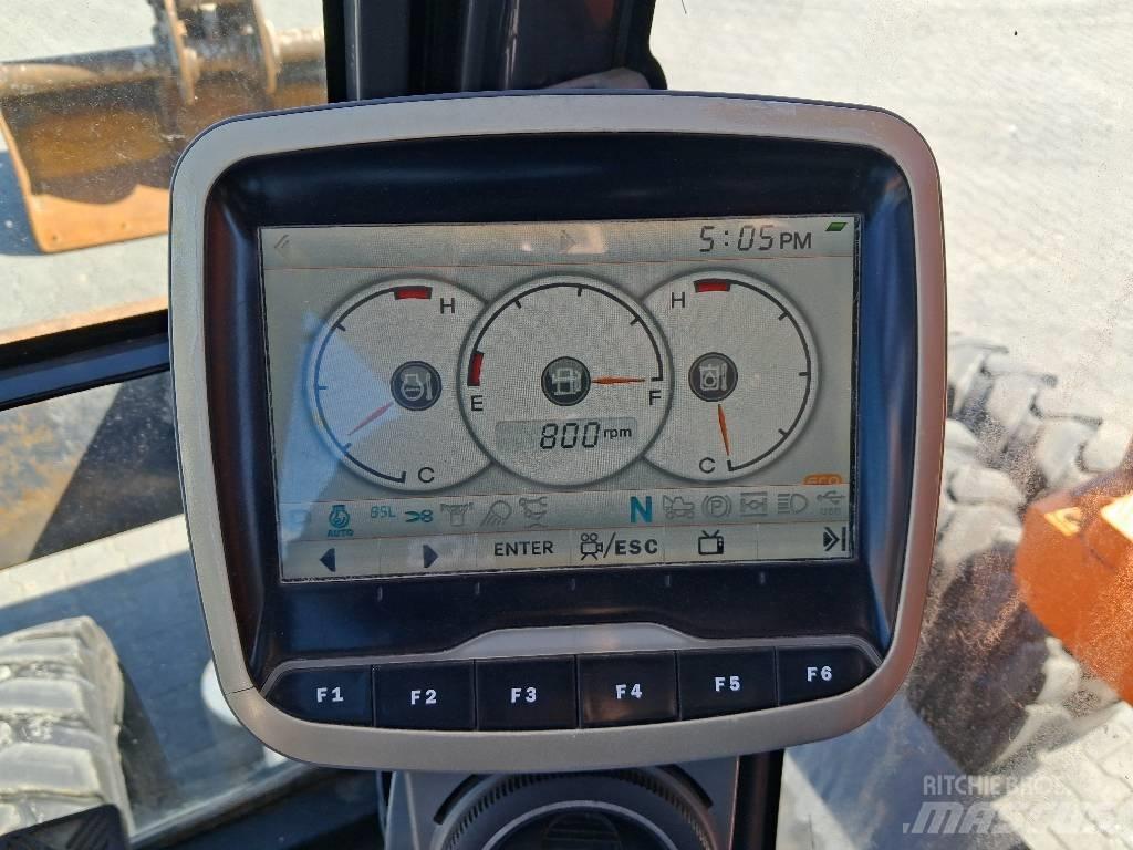 Doosan DX 140 W-3 Lastik tekerli ekskavatörler