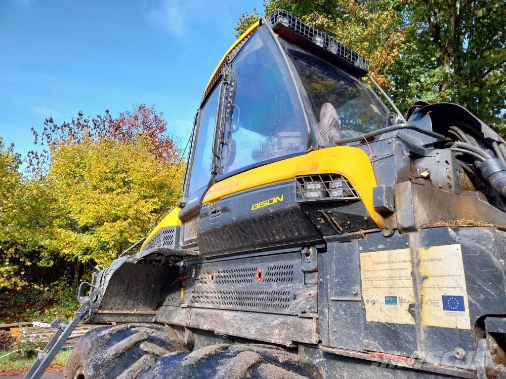 Ponsse Bison Tomruk yükleyici traktörler