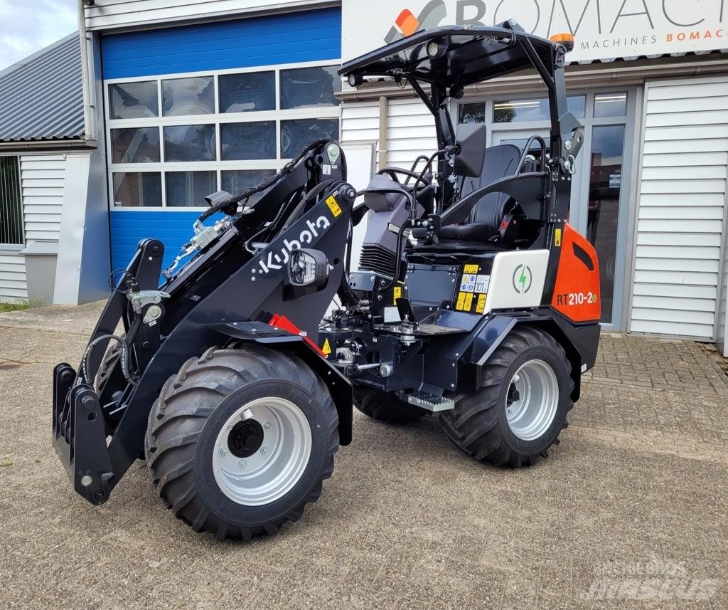 Kubota RT210-2E Tekerlekli yükleyiciler