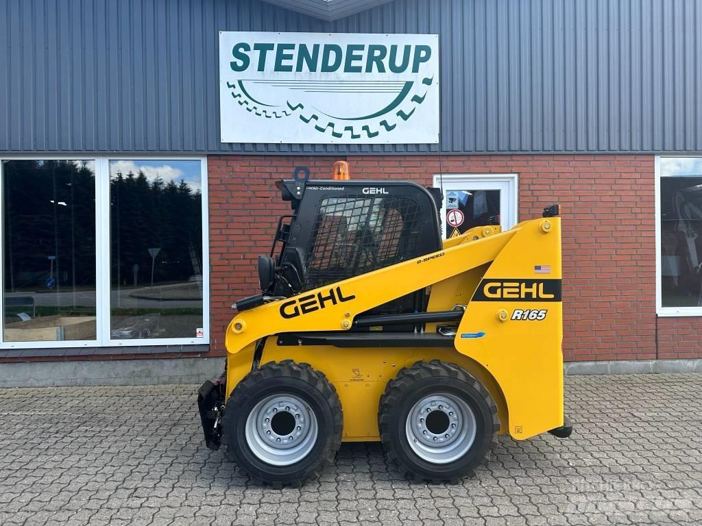 Gehl RT165 Skid steer loderler