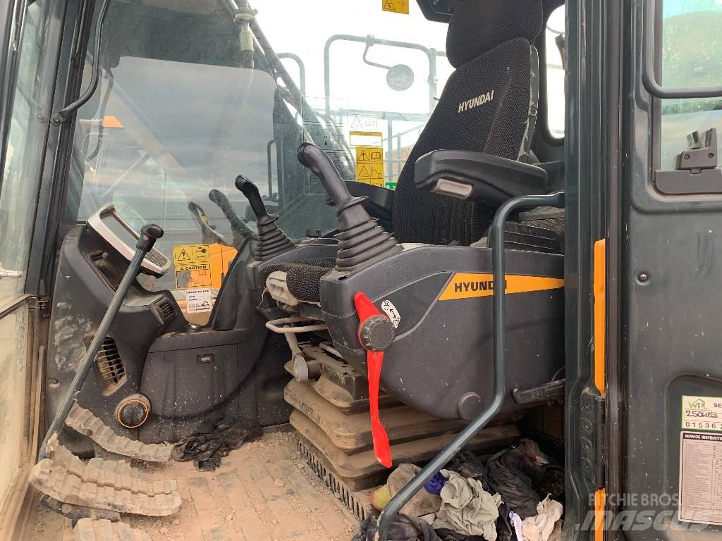 Hyundai HX220A L Paletli ekskavatörler