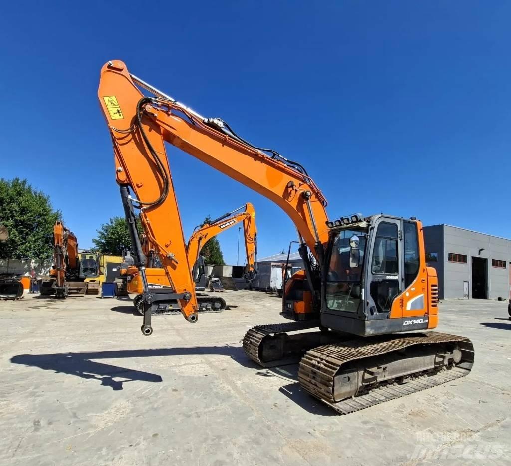 Doosan DX140LCR-5 Paletli ekskavatörler