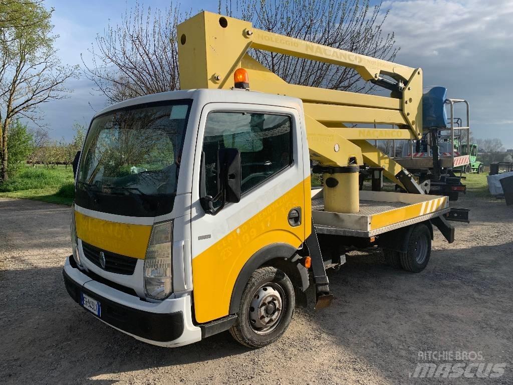 Socage DA320 Araç üstü platformlar