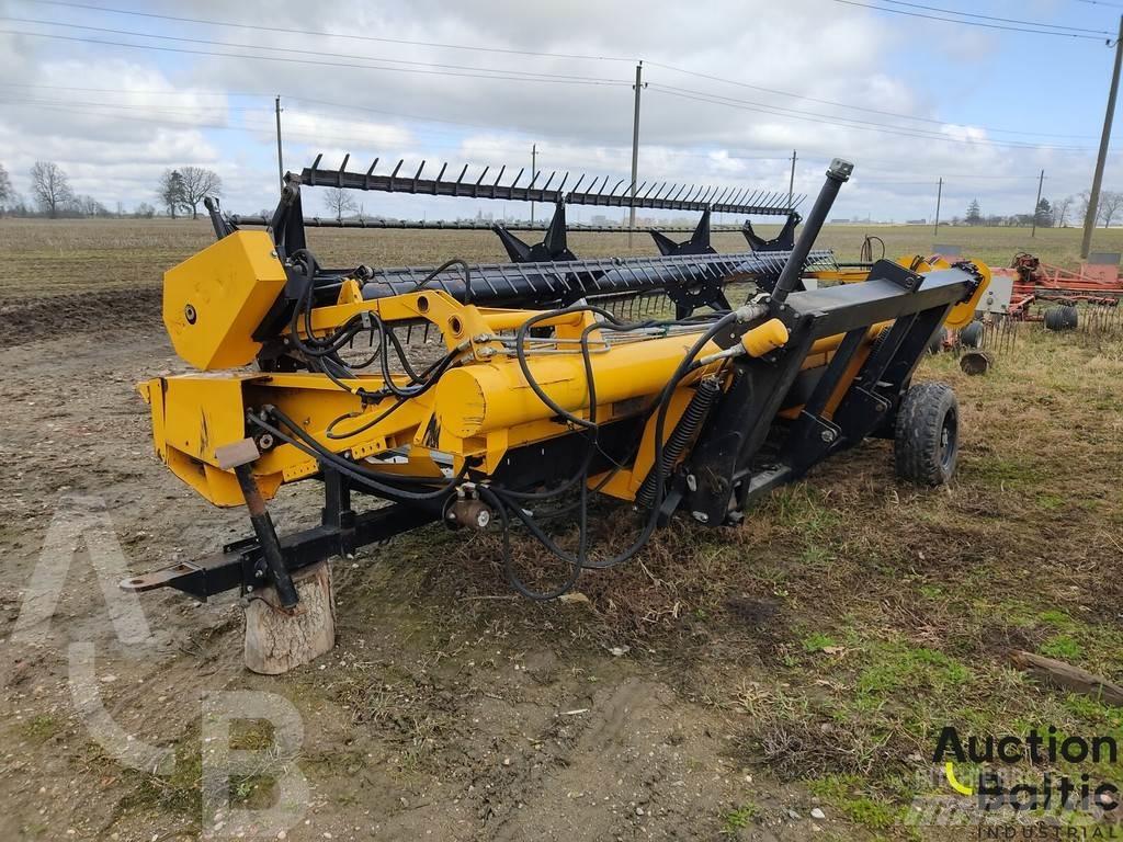 CLAAS P 420 Mobil çim biçme makineleri