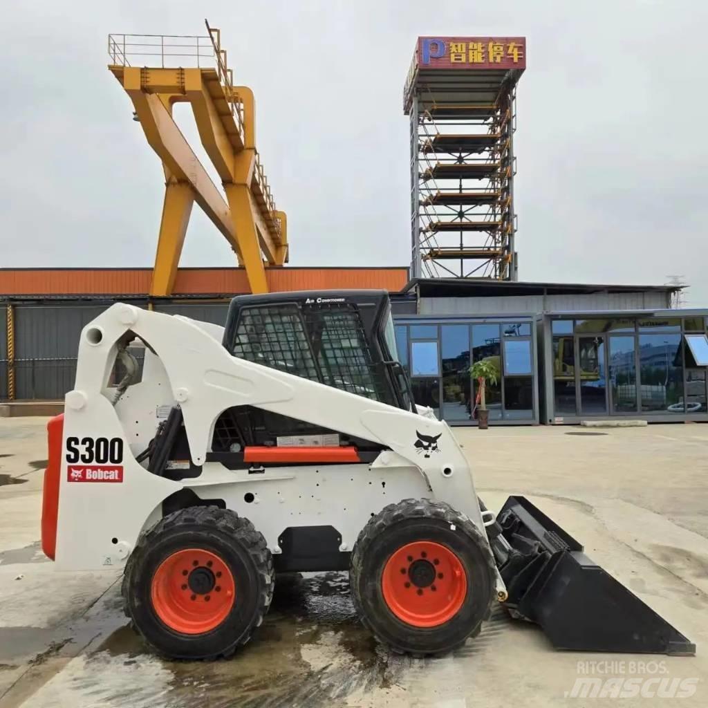 Bobcat S 300 Skid steer loderler