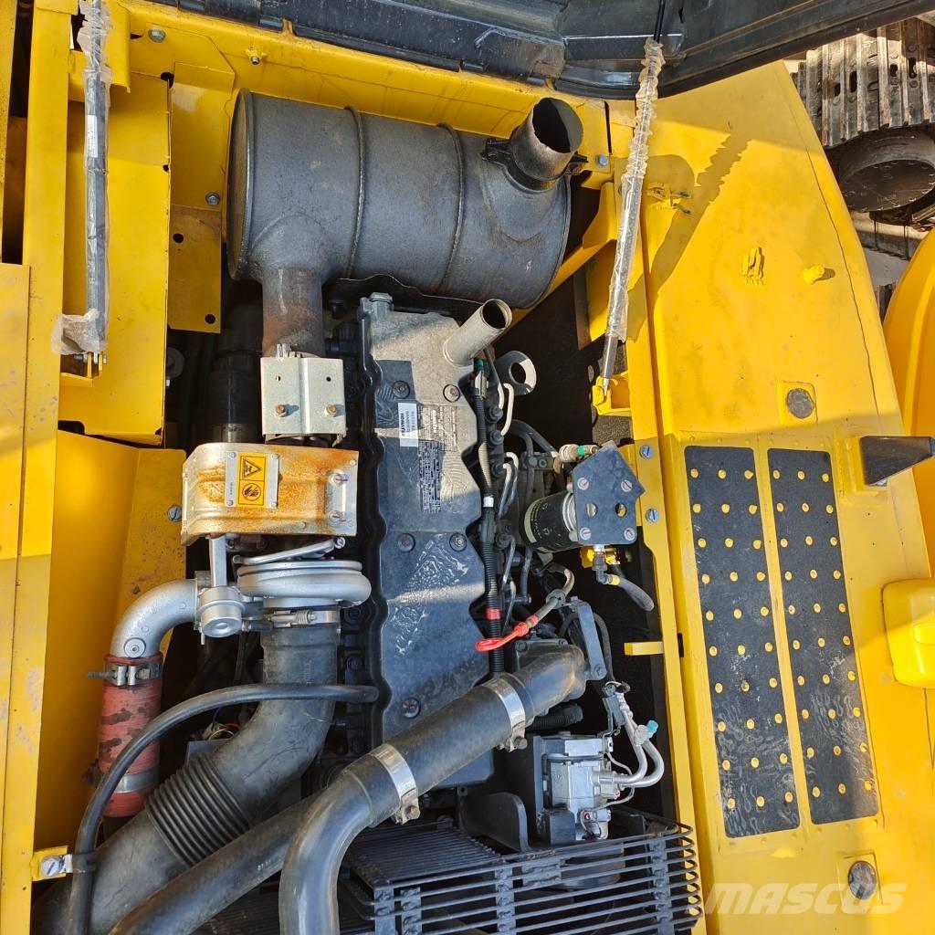 Komatsu PC 220 Paletli ekskavatörler