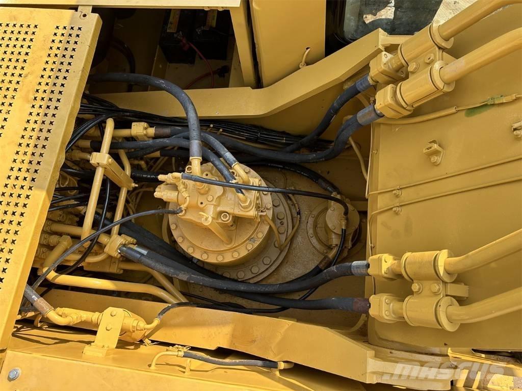 CAT 330 B L Paletli ekskavatörler
