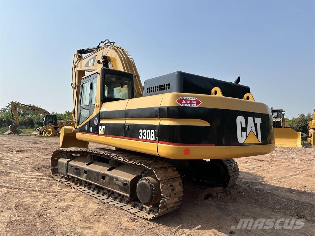 CAT 330 B L Paletli ekskavatörler