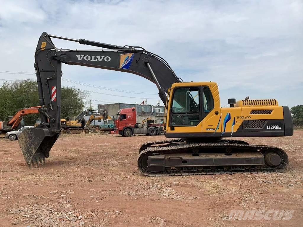 Volvo EC 290 B Paletli ekskavatörler