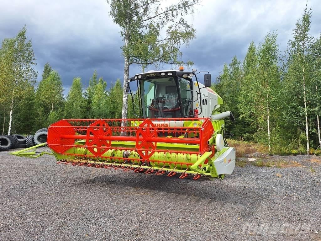CLAAS Avero 240 Biçerdöverler