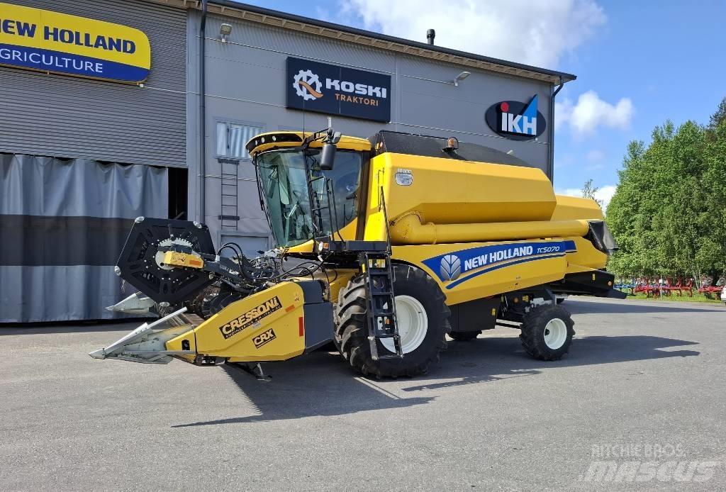 New Holland TC 5070 Biçerdöverler