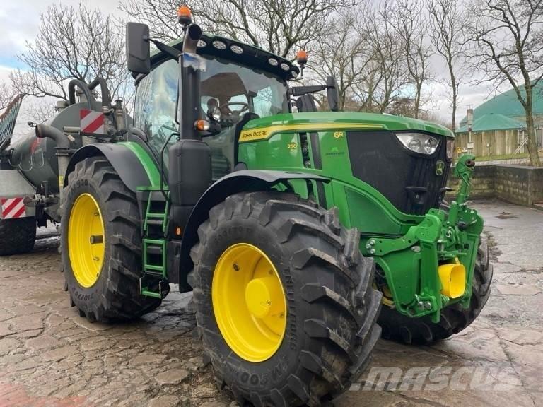 John Deere 6R 250 Traktörler