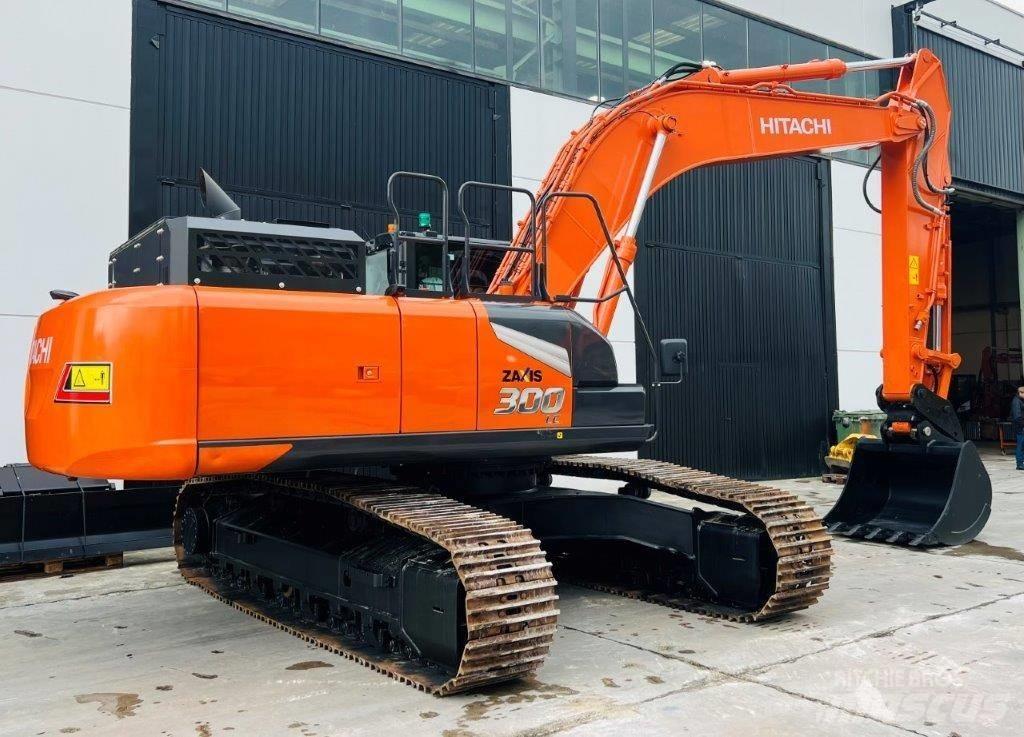 Hitachi ZX 300 LC-7 Paletli ekskavatörler
