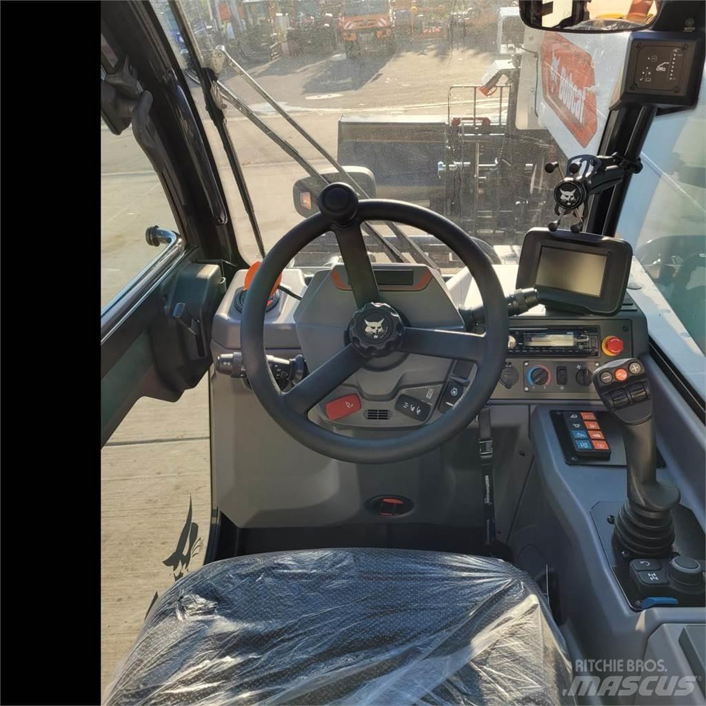 Bobcat T35-130 S Teleskopik personel platformları