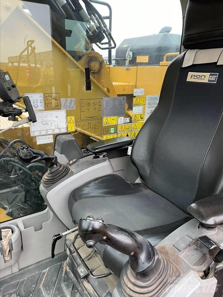 CAT 325F Paletli ekskavatörler