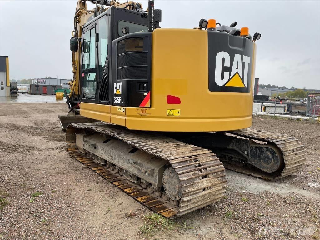 CAT 325F Paletli ekskavatörler