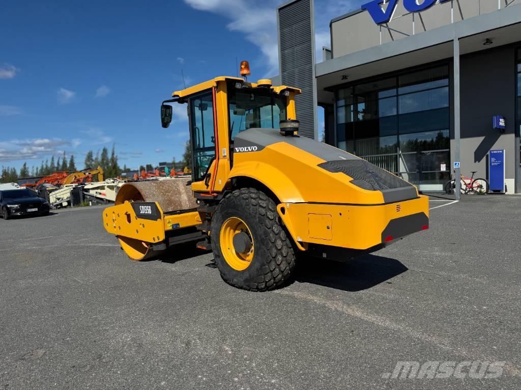 Volvo SD 135 B Tek tamburlu silindirler
