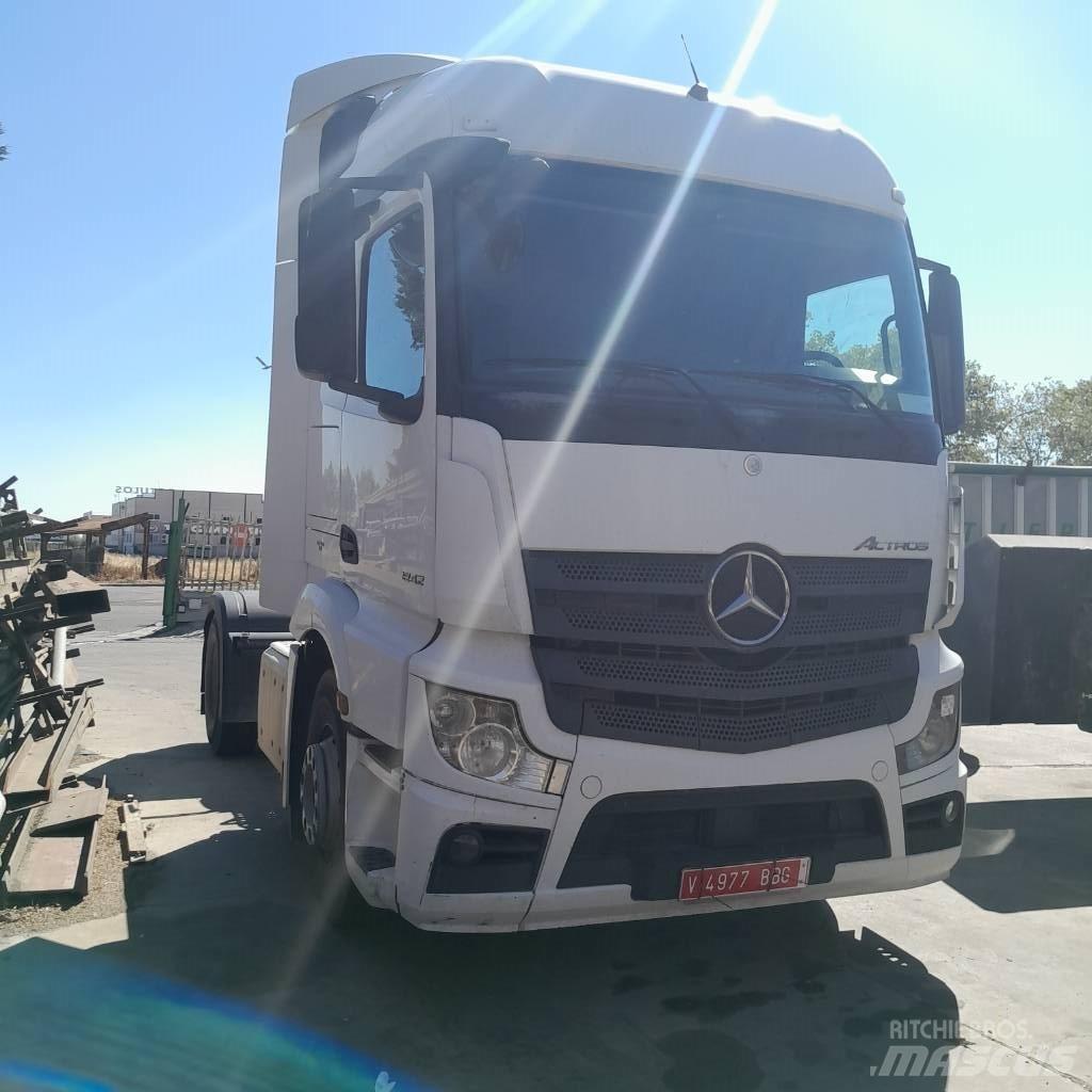 Mercedes-Benz 1842 Çekiciler
