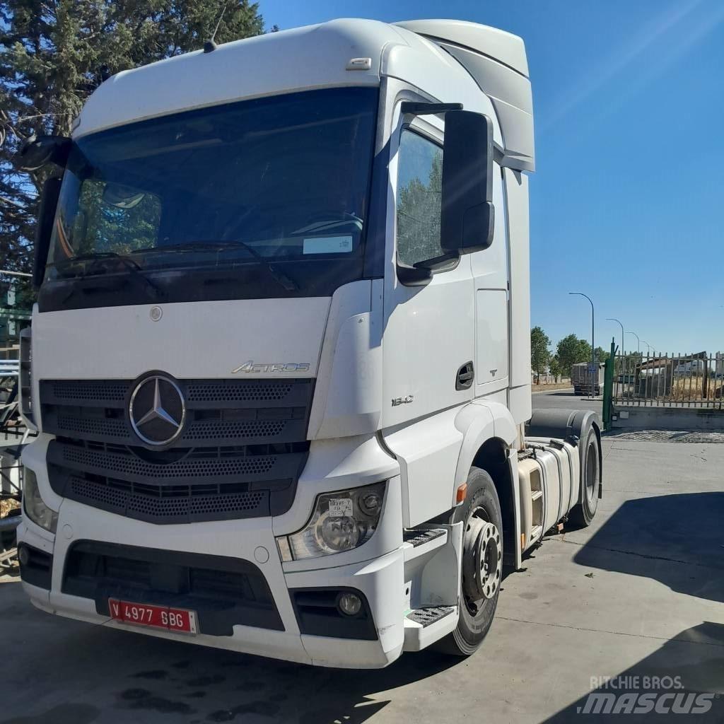 Mercedes-Benz 1842 Çekiciler