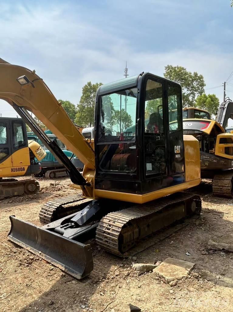 CAT 305.5 Mini ekskavatörler, 7 tona dek