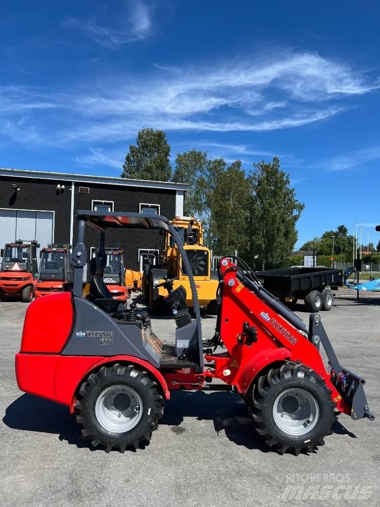 Flexitrac 1226 LRF Çok amaçlı yükleyiciler