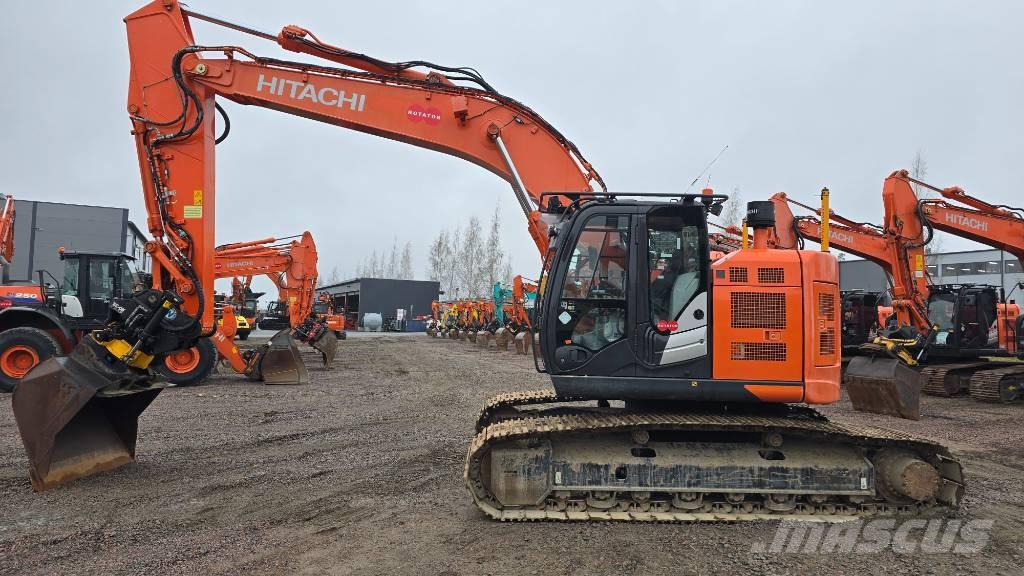 Hitachi ZX 225USLC-6 Paletli ekskavatörler
