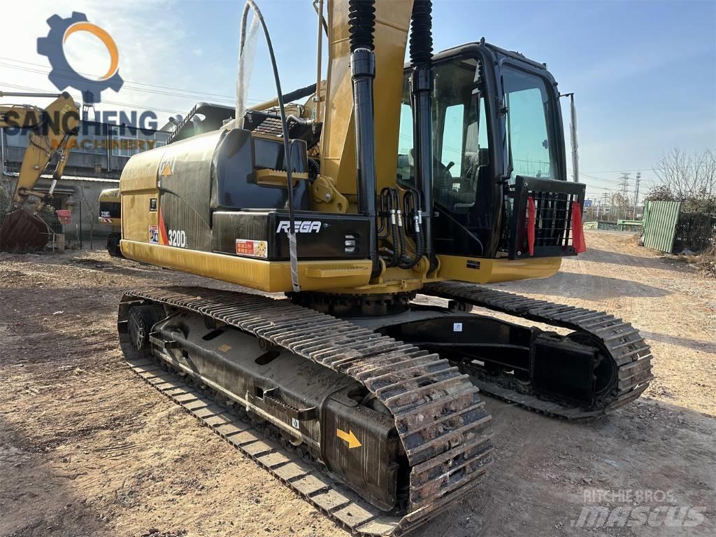 CAT 320 D Paletli ekskavatörler