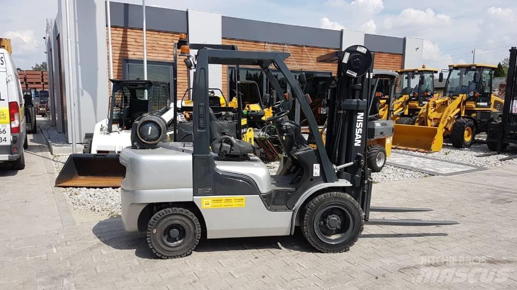 Nissan UGL02A35DU LPG'li forkliftler