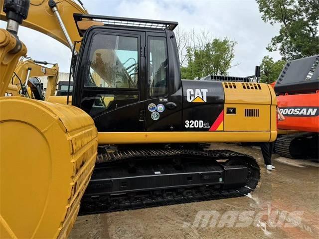 CAT 320D2L Paletli ekskavatörler