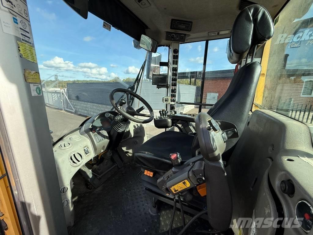 Volvo L 120 F Tekerlekli yükleyiciler