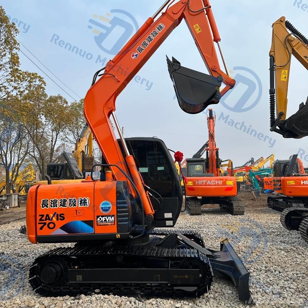 Hitachi ZX70 Mini ekskavatörler, 7 tona dek