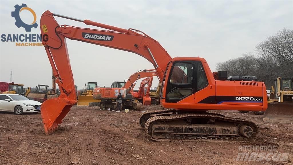 Doosan DH 220 Paletli ekskavatörler