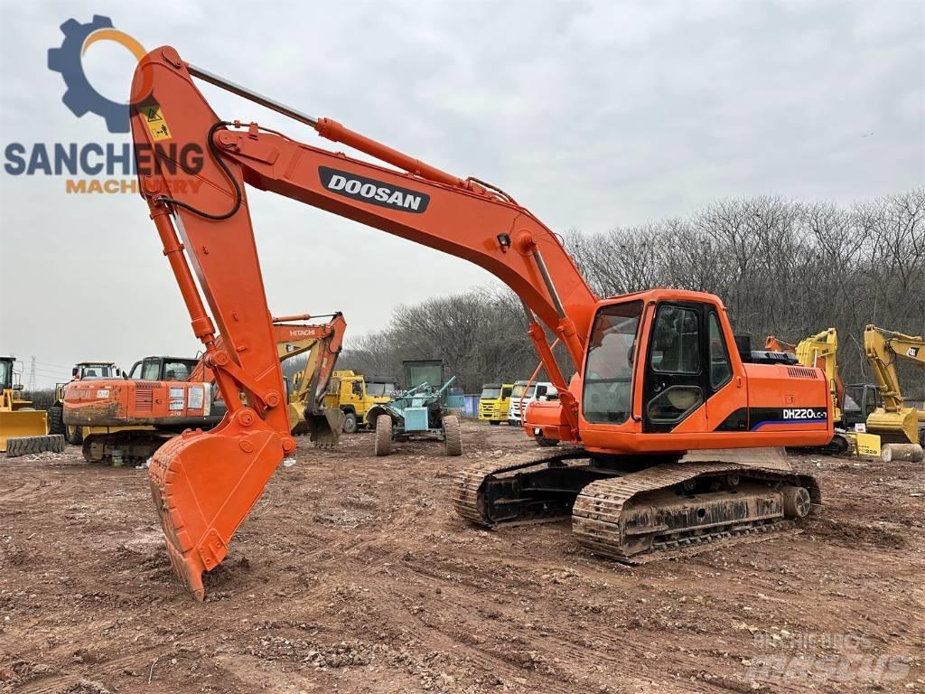 Doosan DH 220 Paletli ekskavatörler