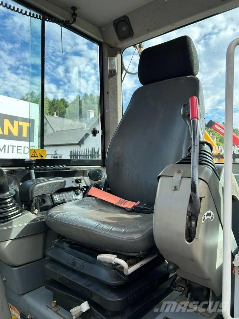 Takeuchi TB 230 Mini ekskavatörler, 7 tona dek