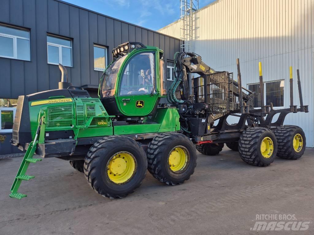 John Deere 1210 G Tomruk yükleyici traktörler