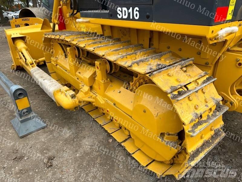 Shantui SD 16 Paletli dozerler