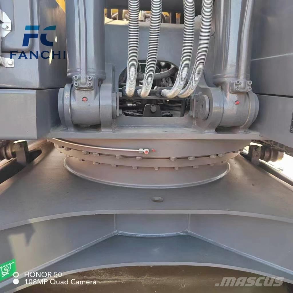 Volvo EC 210 D Paletli ekskavatörler