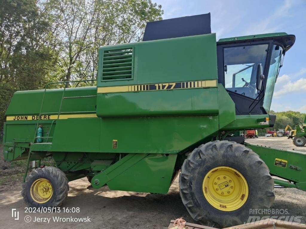 John Deere 1177 Biçerdöverler