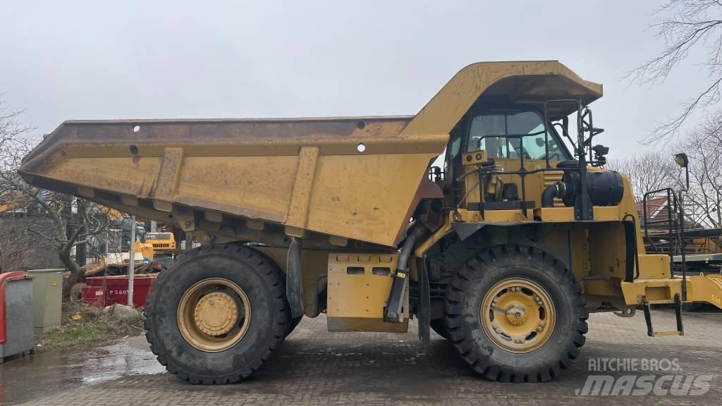 CAT 770 Belden kirma kaya kamyonu