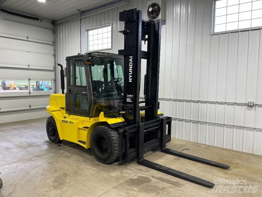 Hyundai 70 D-7 A Diger